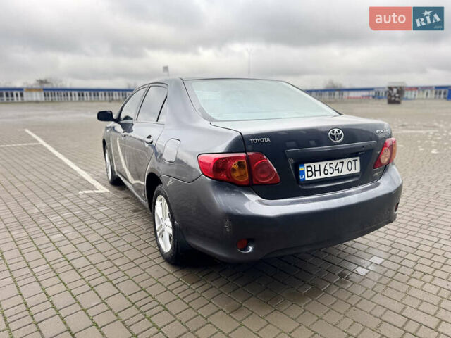Серый Тойота Королла, объемом двигателя 1.6 л и пробегом 170 тыс. км за 5400 $, фото 2 на Automoto.ua