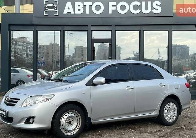 Серый Тойота Королла, объемом двигателя 0 л и пробегом 158 тыс. км за 7690 $, фото 2 на Automoto.ua