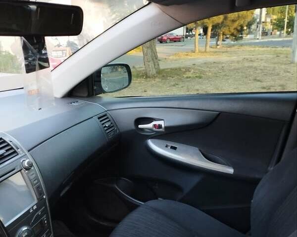 Сірий Тойота Королла, об'ємом двигуна 1.6 л та пробігом 240 тис. км за 6300 $, фото 12 на Automoto.ua