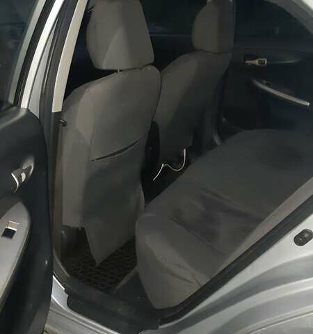 Серый Тойота Королла, объемом двигателя 1.6 л и пробегом 200 тыс. км за 4500 $, фото 27 на Automoto.ua