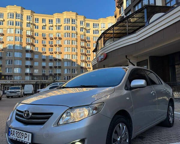 Серый Тойота Королла, объемом двигателя 1.6 л и пробегом 192 тыс. км за 7300 $, фото 1 на Automoto.ua