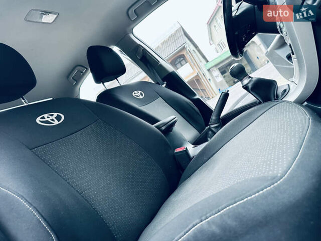 Серый Тойота Королла, объемом двигателя 1.6 л и пробегом 197 тыс. км за 6300 $, фото 37 на Automoto.ua