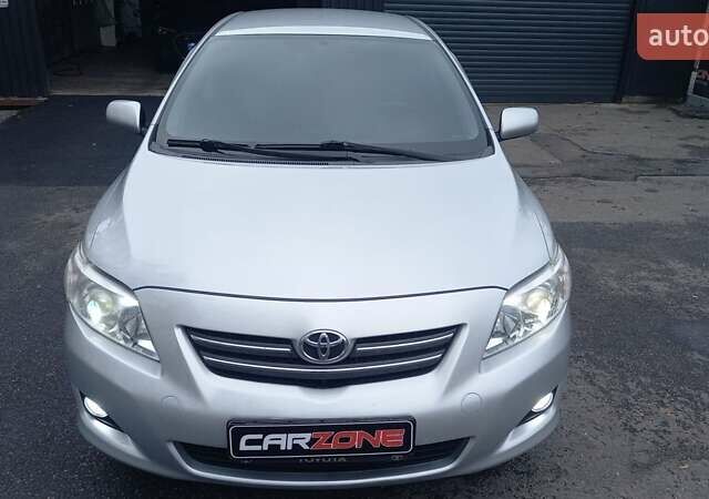 Серый Тойота Королла, объемом двигателя 1.6 л и пробегом 145 тыс. км за 8500 $, фото 5 на Automoto.ua