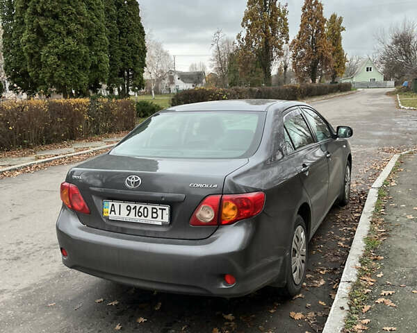 Серый Тойота Королла, объемом двигателя 1.6 л и пробегом 199 тыс. км за 5700 $, фото 2 на Automoto.ua