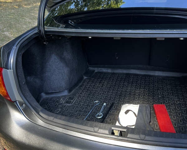 Серый Тойота Королла, объемом двигателя 1.6 л и пробегом 218 тыс. км за 6950 $, фото 13 на Automoto.ua