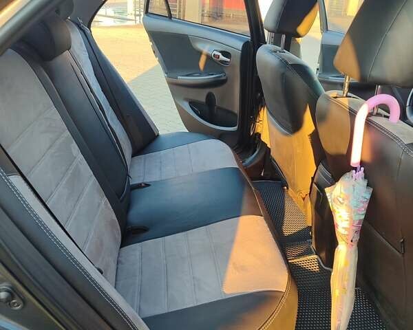 Сірий Тойота Королла, об'ємом двигуна 1.6 л та пробігом 233 тис. км за 6700 $, фото 13 на Automoto.ua