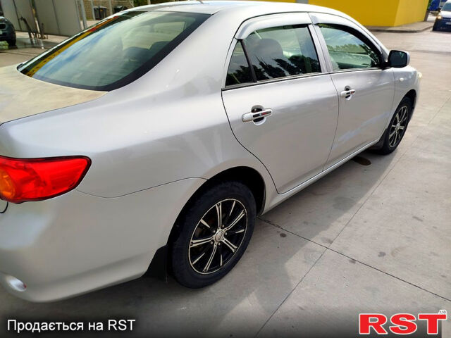 Сірий Тойота Королла, об'ємом двигуна 1.6 л та пробігом 171 тис. км за 5500 $, фото 11 на Automoto.ua