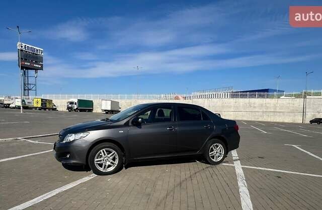 Сірий Тойота Королла, об'ємом двигуна 1.6 л та пробігом 221 тис. км за 7200 $, фото 4 на Automoto.ua