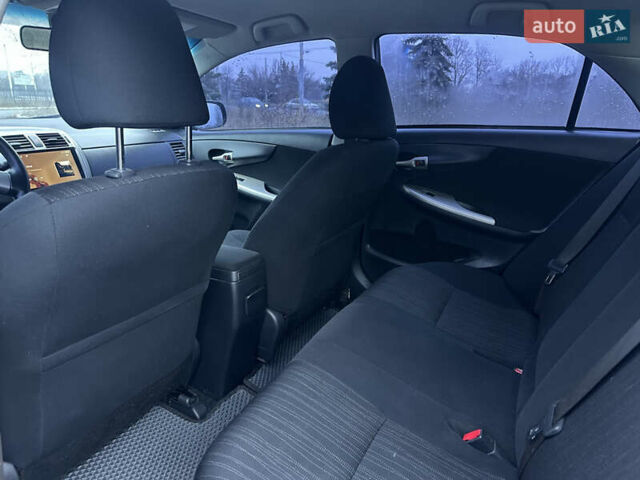 Серый Тойота Королла, объемом двигателя 1.6 л и пробегом 297 тыс. км за 5899 $, фото 8 на Automoto.ua