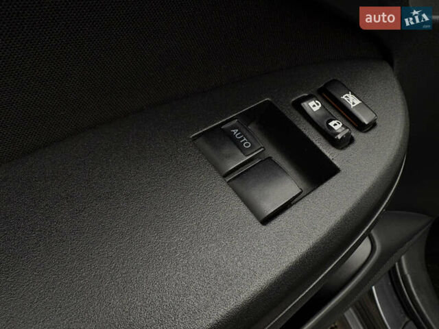 Серый Тойота Королла, объемом двигателя 1.6 л и пробегом 44 тыс. км за 8300 $, фото 11 на Automoto.ua