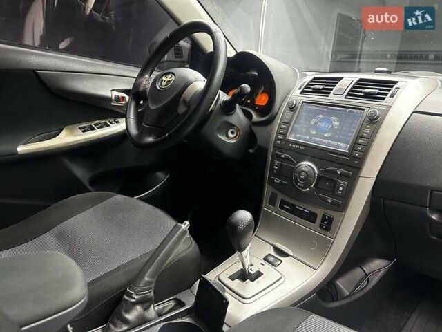 Серый Тойота Королла, объемом двигателя 1.6 л и пробегом 223 тыс. км за 5700 $, фото 18 на Automoto.ua