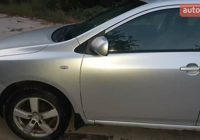 Серый Тойота Королла, объемом двигателя 1.6 л и пробегом 200 тыс. км за 4500 $, фото 2 на Automoto.ua