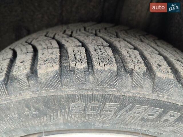 Серый Тойота Королла, объемом двигателя 1.6 л и пробегом 280 тыс. км за 6500 $, фото 9 на Automoto.ua