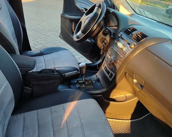 Сірий Тойота Королла, об'ємом двигуна 1.6 л та пробігом 233 тис. км за 6700 $, фото 14 на Automoto.ua