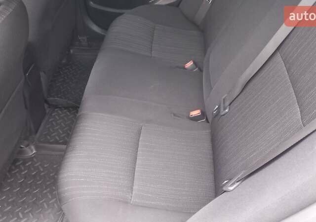 Серый Тойота Королла, объемом двигателя 1.6 л и пробегом 145 тыс. км за 8500 $, фото 25 на Automoto.ua