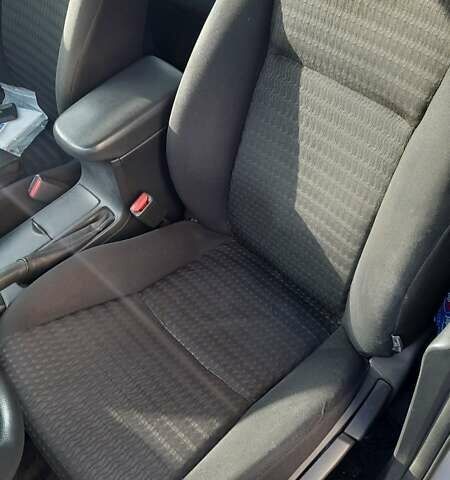 Серый Тойота Королла, объемом двигателя 1.6 л и пробегом 128 тыс. км за 7800 $, фото 11 на Automoto.ua