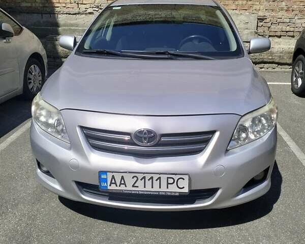 Сірий Тойота Королла, об'ємом двигуна 1.6 л та пробігом 274 тис. км за 8000 $, фото 4 на Automoto.ua