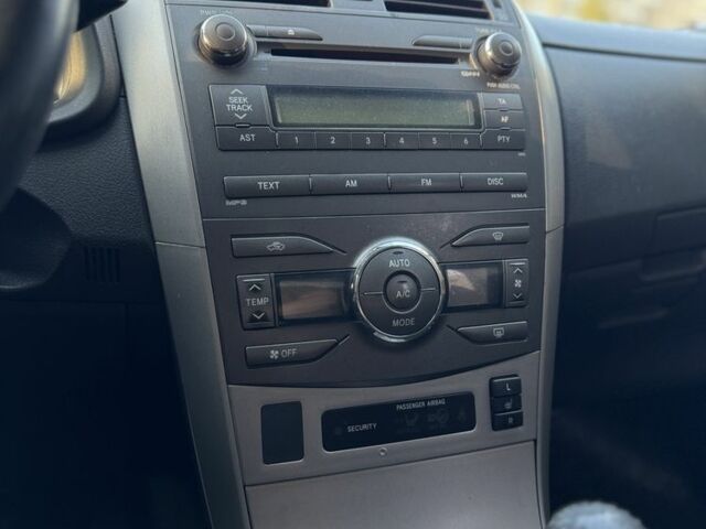 Сірий Тойота Королла, об'ємом двигуна 1.6 л та пробігом 320 тис. км за 4550 $, фото 12 на Automoto.ua