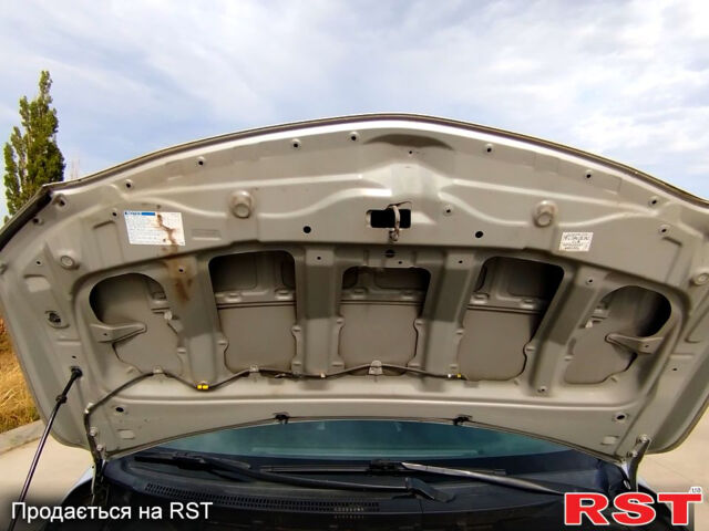 Сірий Тойота Королла, об'ємом двигуна 1.6 л та пробігом 171 тис. км за 5500 $, фото 1 на Automoto.ua