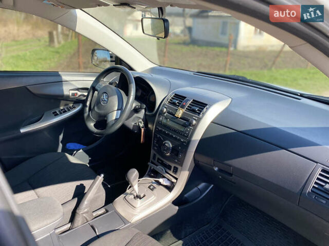 Серый Тойота Королла, объемом двигателя 1.59 л и пробегом 202 тыс. км за 6600 $, фото 8 на Automoto.ua