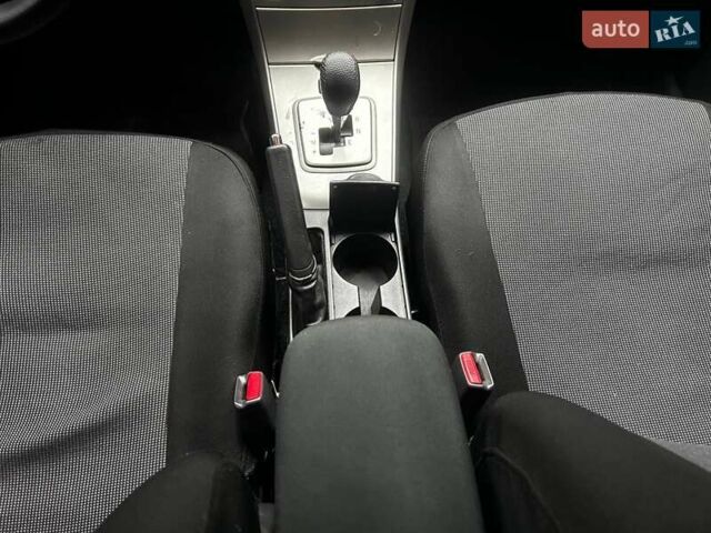 Серый Тойота Королла, объемом двигателя 1.6 л и пробегом 223 тыс. км за 5700 $, фото 15 на Automoto.ua