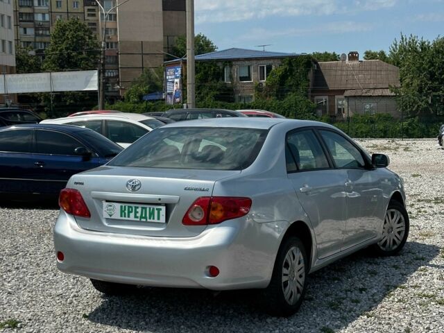 Серый Тойота Королла, объемом двигателя 1.6 л и пробегом 241 тыс. км за 7100 $, фото 2 на Automoto.ua