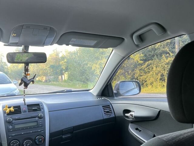 Серый Тойота Королла, объемом двигателя 1.6 л и пробегом 236 тыс. км за 6500 $, фото 8 на Automoto.ua