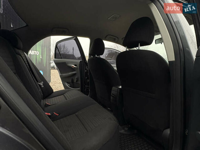 Серый Тойота Королла, объемом двигателя 1.6 л и пробегом 44 тыс. км за 8300 $, фото 16 на Automoto.ua