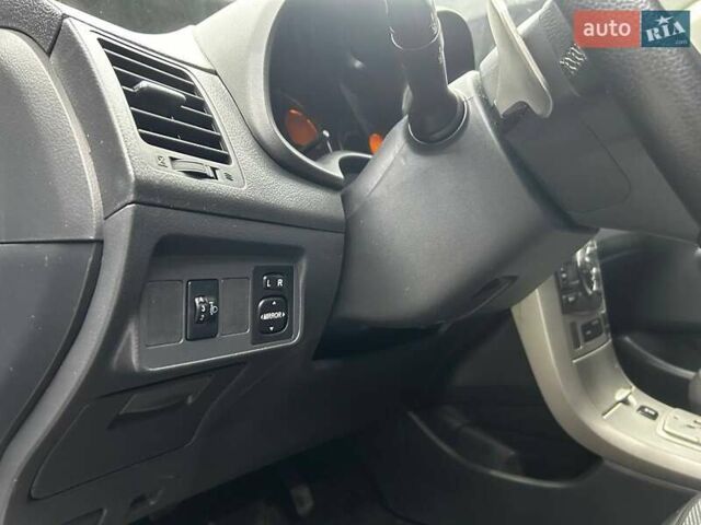 Серый Тойота Королла, объемом двигателя 1.6 л и пробегом 223 тыс. км за 5700 $, фото 7 на Automoto.ua