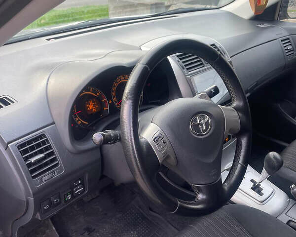 Серый Тойота Королла, объемом двигателя 1.6 л и пробегом 278 тыс. км за 6500 $, фото 11 на Automoto.ua