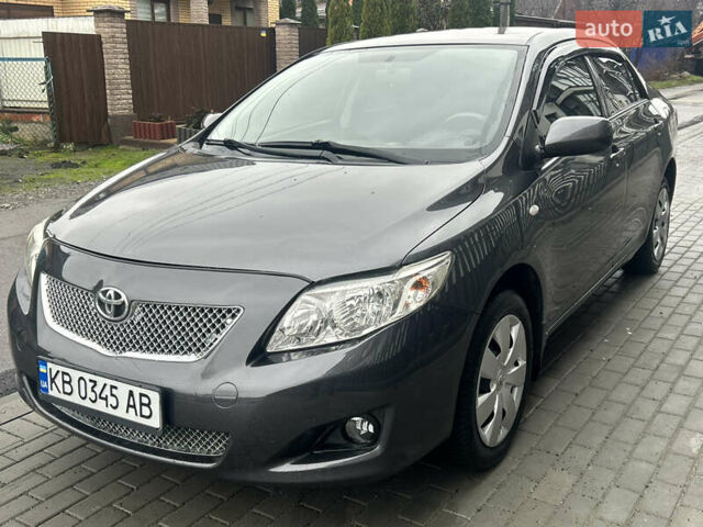 Сірий Тойота Королла, об'ємом двигуна 1.6 л та пробігом 287 тис. км за 5999 $, фото 6 на Automoto.ua