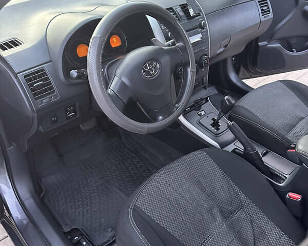 Сірий Тойота Королла, об'ємом двигуна 1.6 л та пробігом 189 тис. км за 7100 $, фото 9 на Automoto.ua