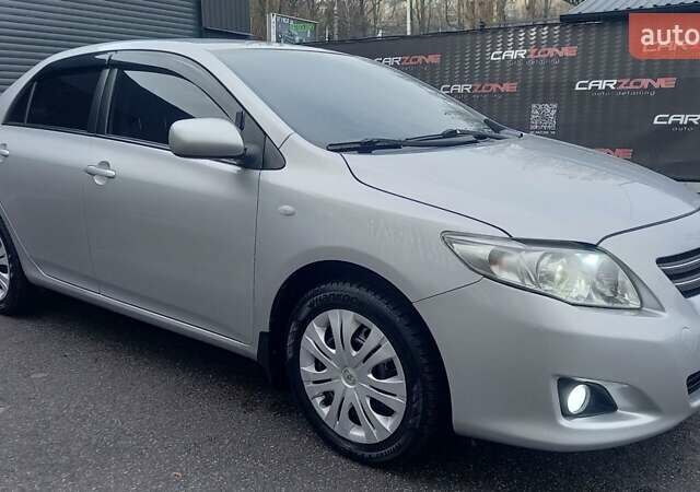 Серый Тойота Королла, объемом двигателя 1.6 л и пробегом 145 тыс. км за 8500 $, фото 4 на Automoto.ua