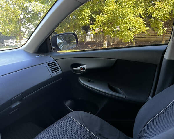 Серый Тойота Королла, объемом двигателя 1.6 л и пробегом 218 тыс. км за 6950 $, фото 22 на Automoto.ua