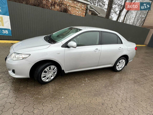 Серый Тойота Королла, объемом двигателя 1.6 л и пробегом 172 тыс. км за 8000 $, фото 4 на Automoto.ua