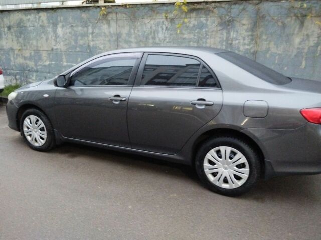 Сірий Тойота Королла, об'ємом двигуна 1.6 л та пробігом 245 тис. км за 7500 $, фото 3 на Automoto.ua