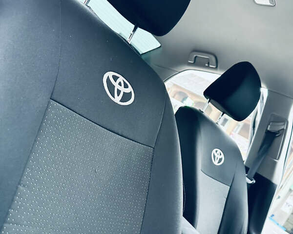 Серый Тойота Королла, объемом двигателя 1.6 л и пробегом 197 тыс. км за 6300 $, фото 22 на Automoto.ua