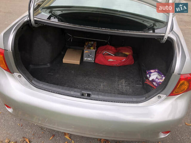 Серый Тойота Королла, объемом двигателя 1.6 л и пробегом 255 тыс. км за 6500 $, фото 7 на Automoto.ua