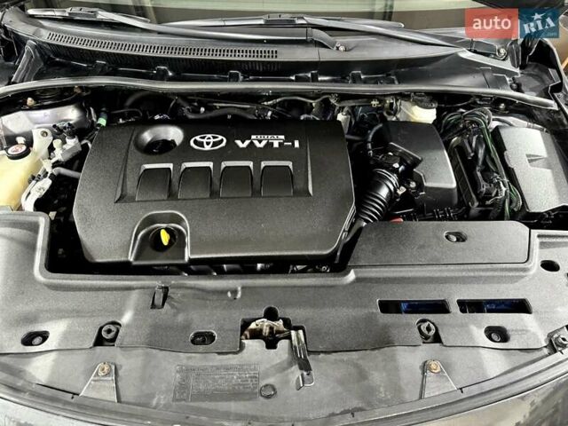 Серый Тойота Королла, объемом двигателя 1.6 л и пробегом 306 тыс. км за 6999 $, фото 10 на Automoto.ua