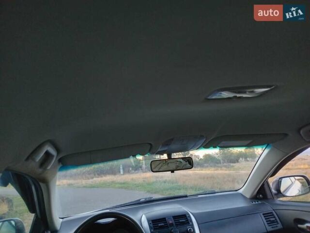Сірий Тойота Королла, об'ємом двигуна 1.6 л та пробігом 251 тис. км за 5900 $, фото 14 на Automoto.ua