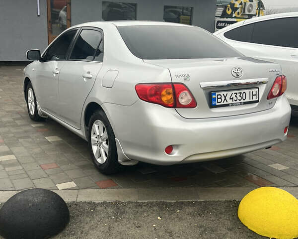 Серый Тойота Королла, объемом двигателя 1.8 л и пробегом 135 тыс. км за 7950 $, фото 7 на Automoto.ua