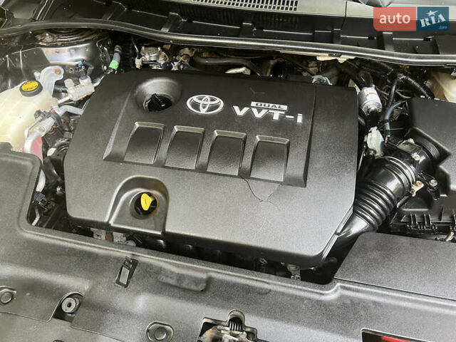 Сірий Тойота Королла, об'ємом двигуна 1.6 л та пробігом 213 тис. км за 7699 $, фото 13 на Automoto.ua
