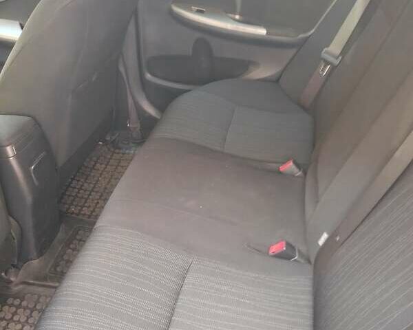 Сірий Тойота Королла, об'ємом двигуна 1.6 л та пробігом 274 тис. км за 8000 $, фото 3 на Automoto.ua