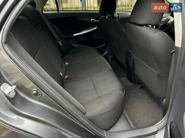Серый Тойота Королла, объемом двигателя 1.6 л и пробегом 150 тыс. км за 6900 $, фото 15 на Automoto.ua