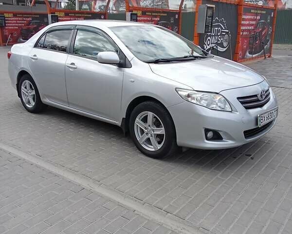 Серый Тойота Королла, объемом двигателя 1.6 л и пробегом 230 тыс. км за 7800 $, фото 2 на Automoto.ua