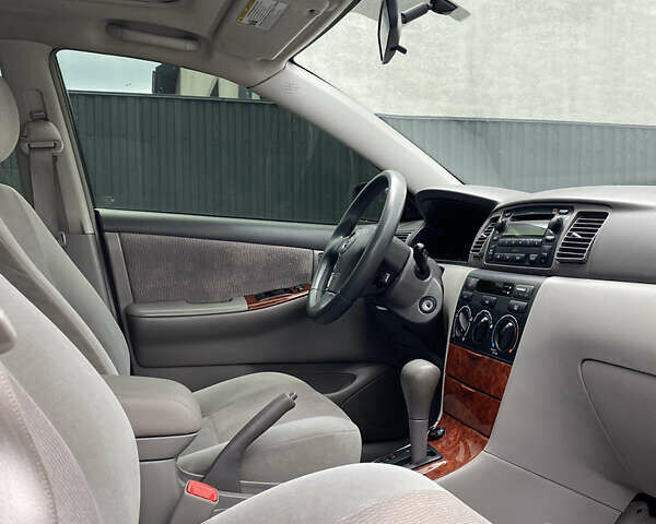 Тойота Королла 2008 в Ивано-Франковске на Automoto.ua Серый Тойота Королла, объемом двигателя 1.8 л и пробегом 199 тыс. км за 5199 $, фото 22 на Automoto.ua