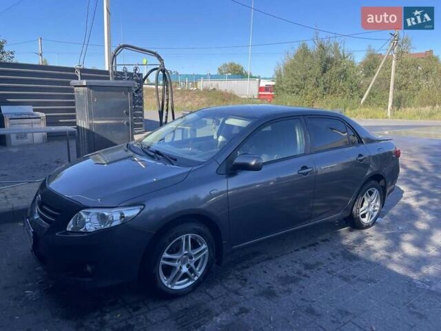 Серый Тойота Королла, объемом двигателя 1.6 л и пробегом 280 тыс. км за 6500 $, фото 3 на Automoto.ua