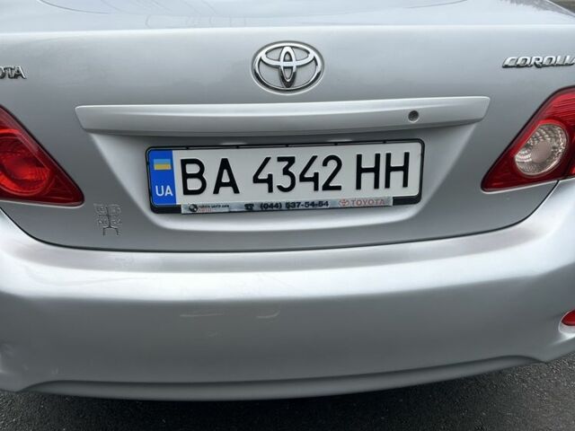 Серый Тойота Королла, объемом двигателя 1.6 л и пробегом 250 тыс. км за 6500 $, фото 1 на Automoto.ua