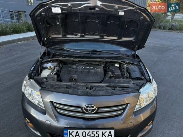 Сірий Тойота Королла, об'ємом двигуна 1.6 л та пробігом 257 тис. км за 5850 $, фото 15 на Automoto.ua