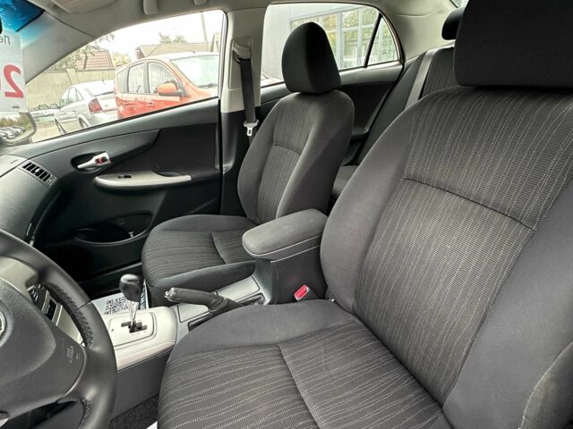 Серый Тойота Королла, объемом двигателя 1.6 л и пробегом 241 тыс. км за 6900 $, фото 15 на Automoto.ua